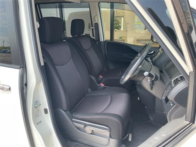 Nissan SERENA 2013 8510702-10
