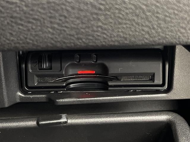 Nissan SERENA 2017 8510712-11