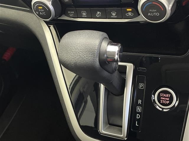 Nissan SERENA 2017 8510712-8