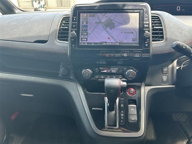 Nissan SERENA 2018 8510727-16