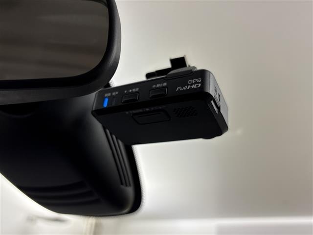 Nissan SERENA 2018 8510760-11