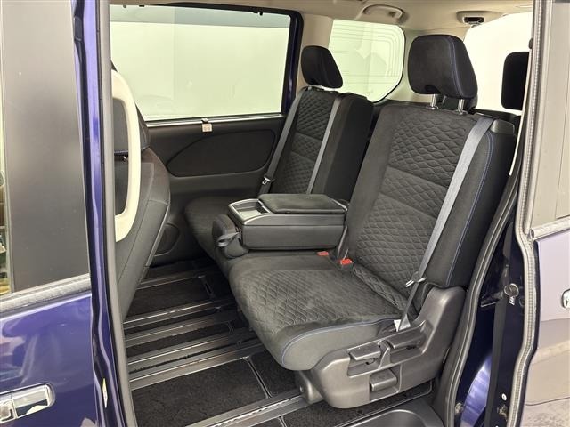 Nissan SERENA 2018 8510760-6