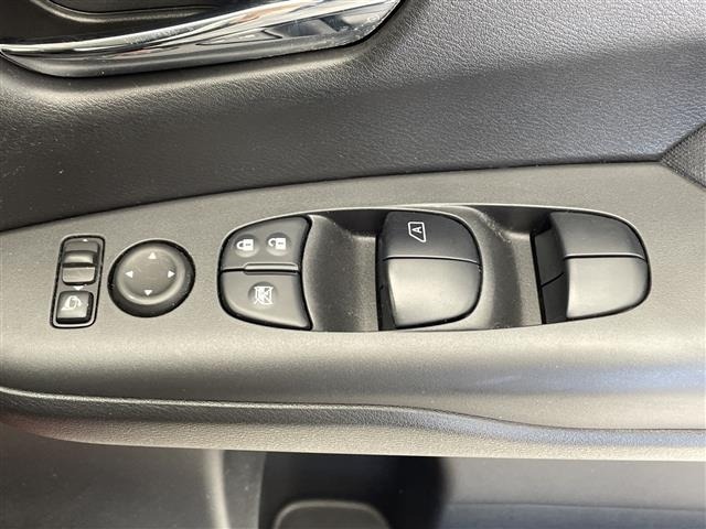 Nissan SERENA 2017 8510765-4