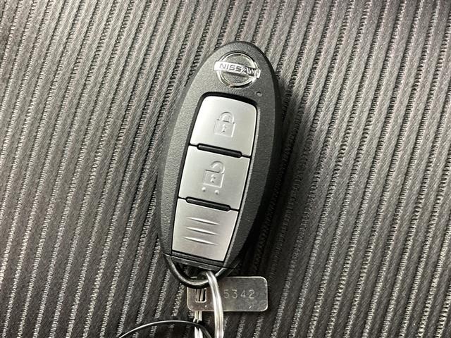 Nissan SERENA 2017 8510797-11