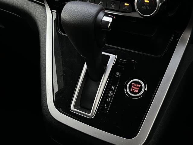 Nissan SERENA 2018 8510823-3