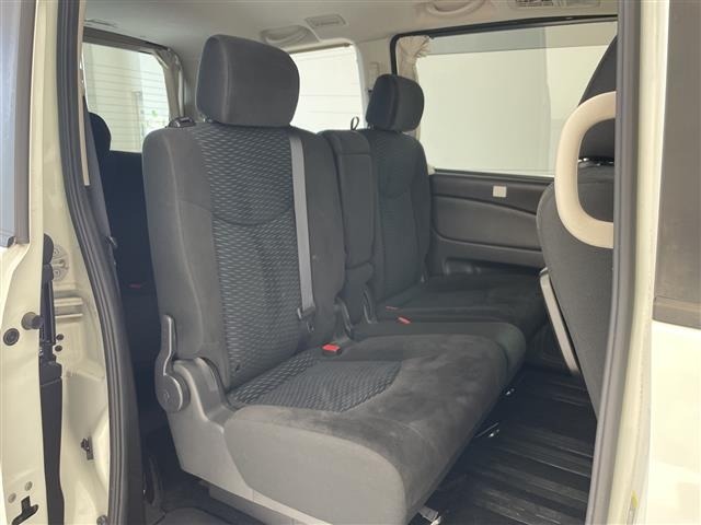 Nissan SERENA 2016 8510853-11