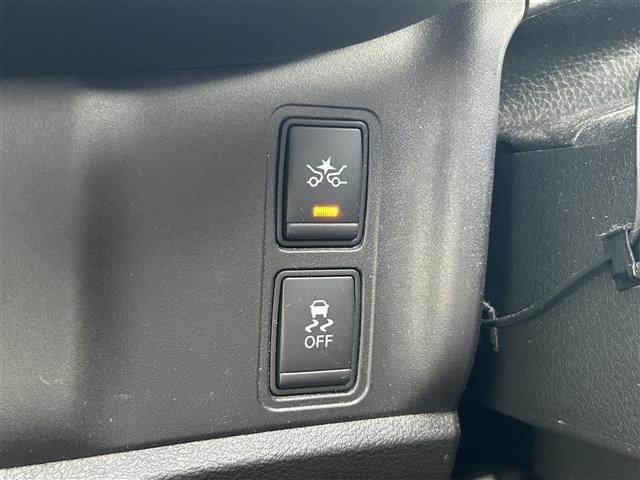 Nissan SERENA 2016 8510891-1