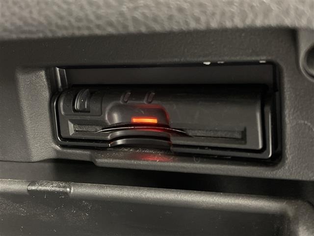 Nissan SERENA 2013 8510965-11