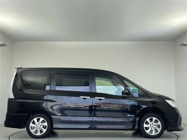 Nissan SERENA 2013 8510965-13