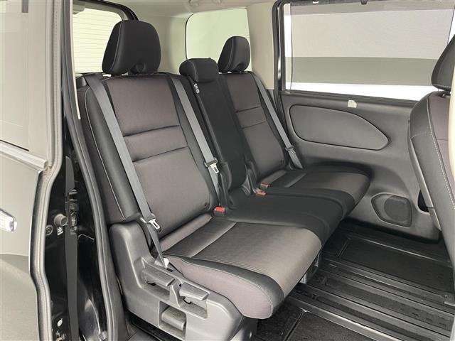 Nissan SERENA 2016 8511007-4
