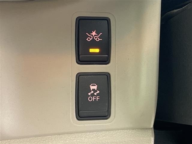 Nissan SERENA 2017 8511019-20