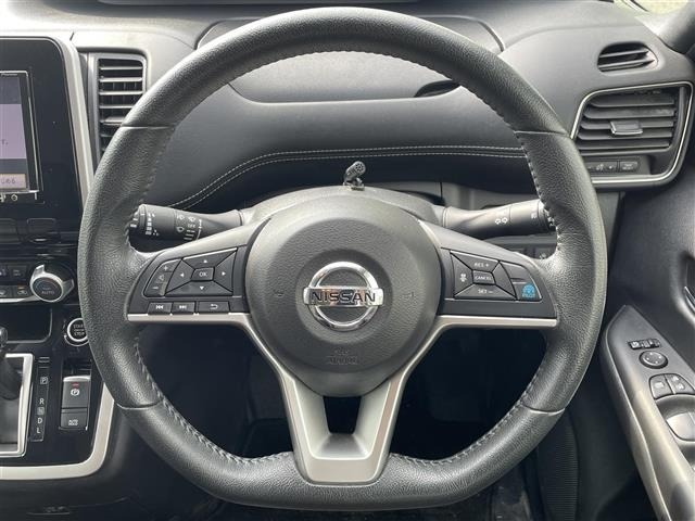 Nissan SERENA 2017 8511020-21