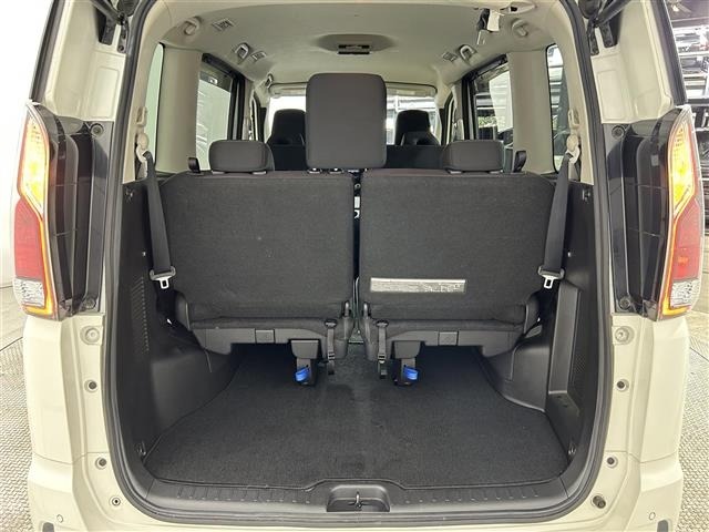 Nissan SERENA 2017 8511020-8