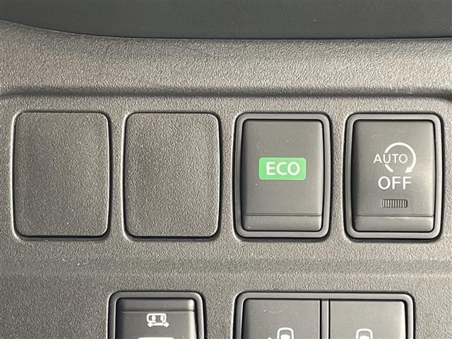 Nissan SERENA 2017 8511024-7