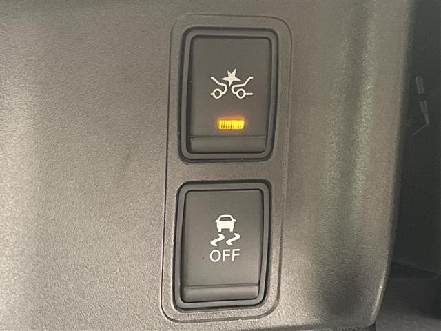 Nissan SERENA 2017 8511024-8