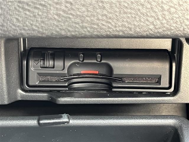 Nissan SERENA 2018 8511036-17
