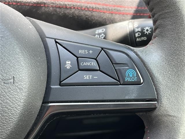 Nissan SERENA 2018 8511036-3