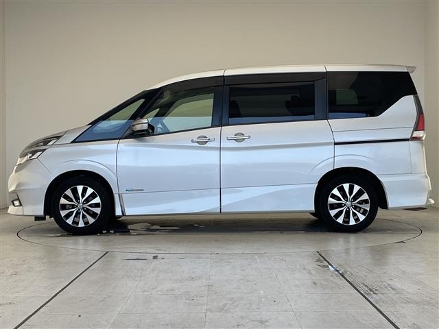 Nissan SERENA 2017 8511051-2