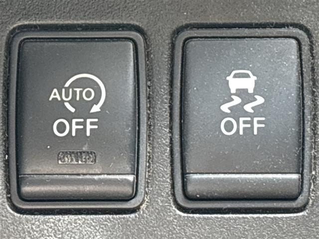 Nissan SERENA 2015 8511052-1