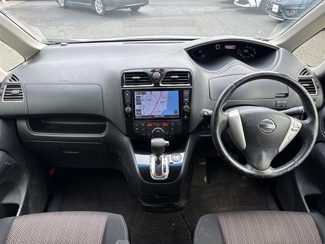 Nissan SERENA 2015 8511052-15
