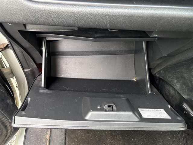 Nissan SERENA 2015 8511052-6