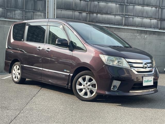 Nissan SERENA 2013 8511053-0