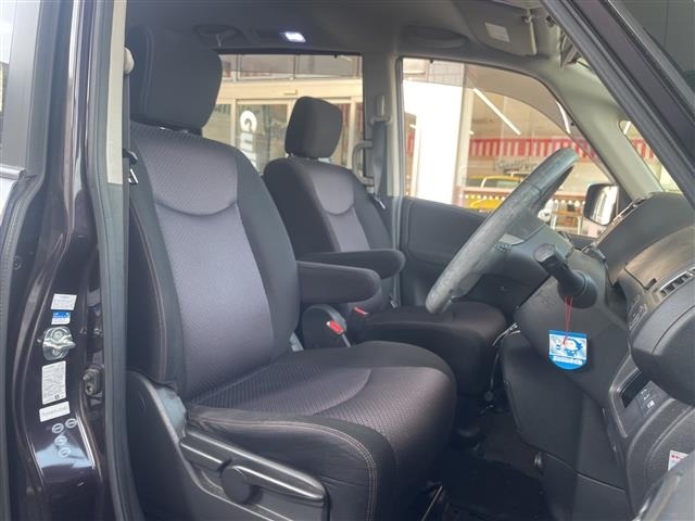 Nissan SERENA 2013 8511053-12