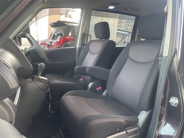 Nissan SERENA 2013 8511053-9