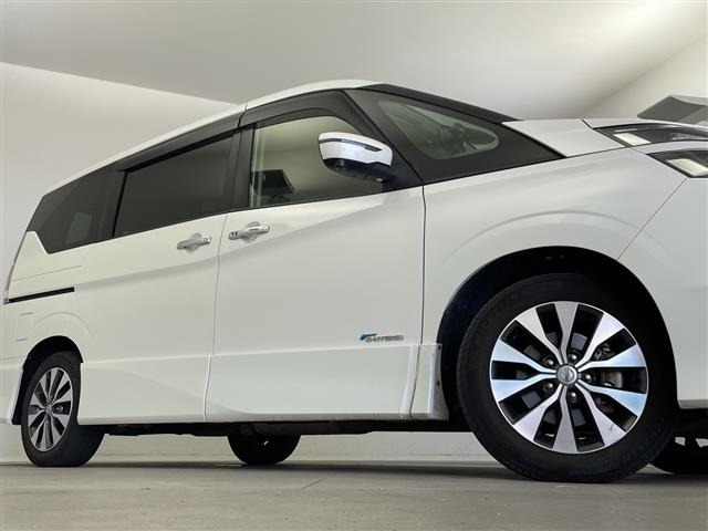Nissan SERENA 2017 8511056-10