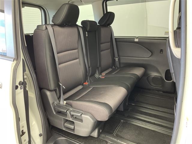 Nissan SERENA 2017 8511056-5