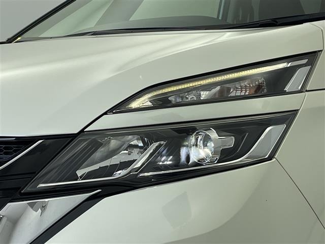 Nissan SERENA 2017 8511056-6