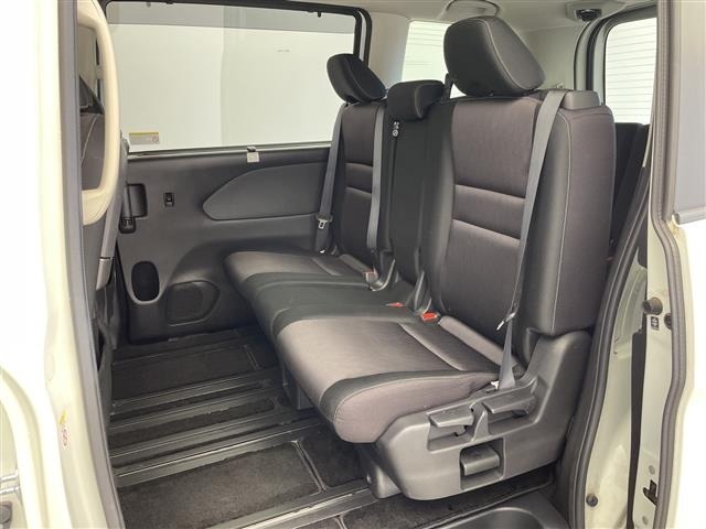 Nissan SERENA 2017 8511056-7