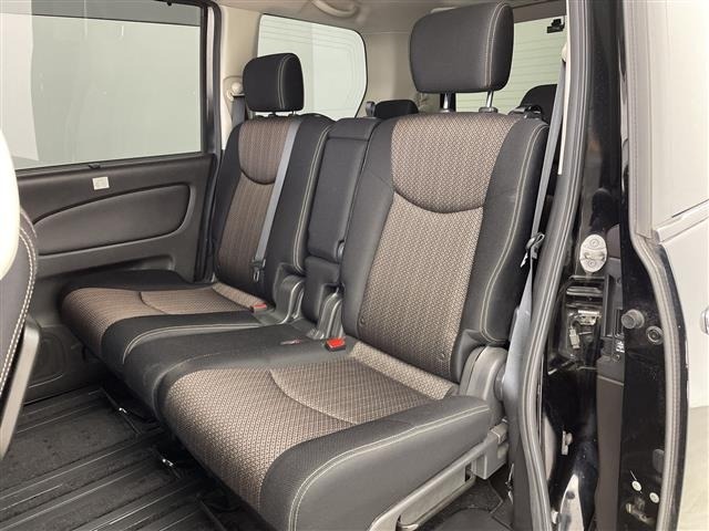 Nissan SERENA 2014 8511063-10