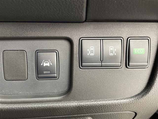 Nissan SERENA 2014 8511063-21