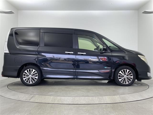 Nissan SERENA 2014 8511063-22