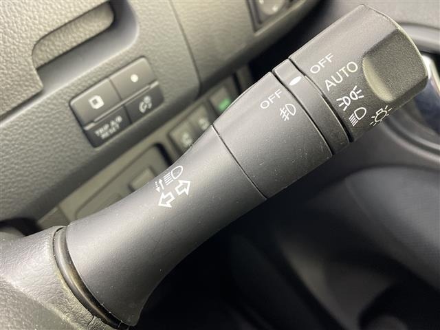 Nissan SERENA 2014 8511063-5