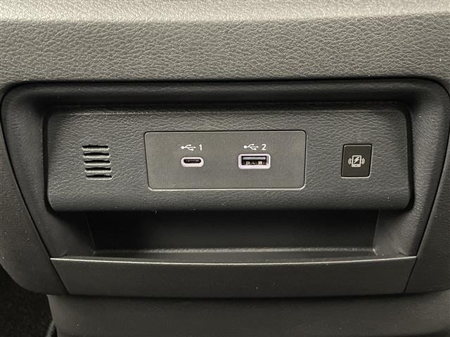 Nissan SERENA 2025 8511071-2