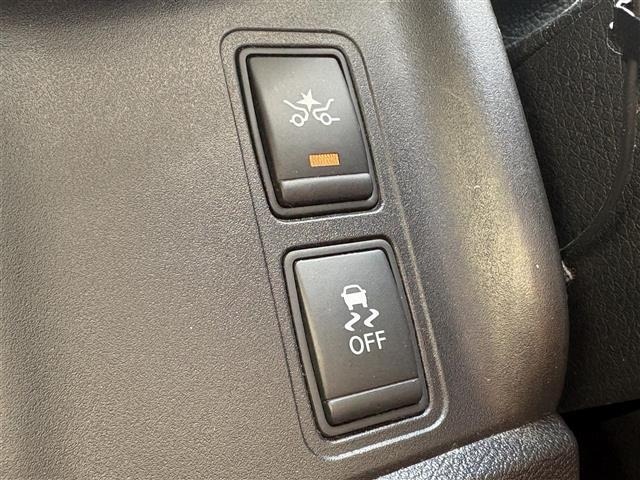 Nissan SERENA 2018 8511086-19