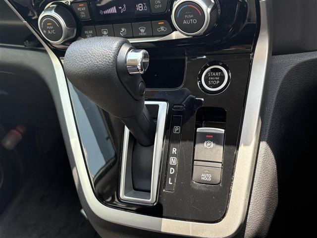 Nissan SERENA 2018 8511086-5