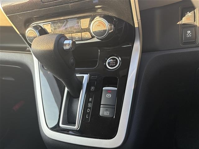 Nissan SERENA 2017 8511090-5