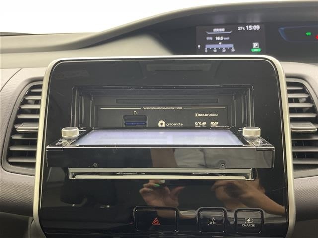 Nissan SERENA 2018 8511095-19