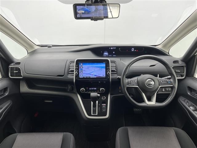 Nissan SERENA 2018 8511098-15