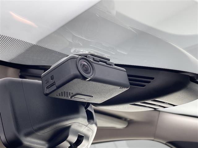 Nissan SERENA 2018 8511098-17