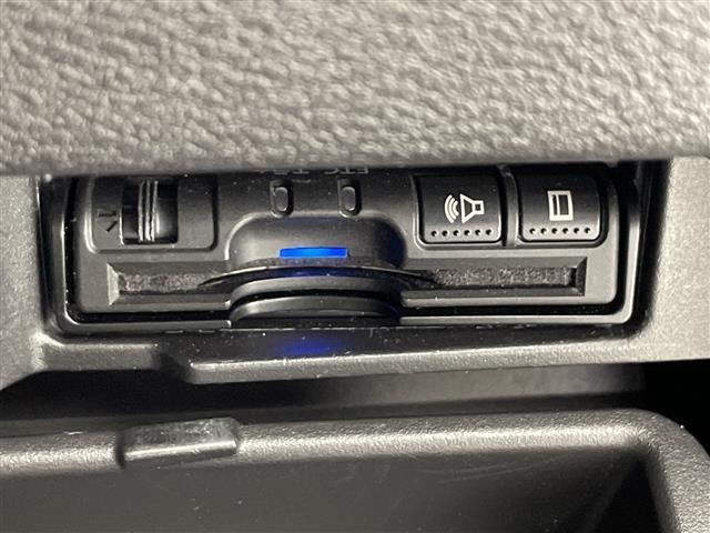 Nissan SERENA 2018 8511098-18