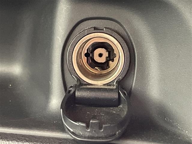 Nissan SERENA 2018 8511098-23