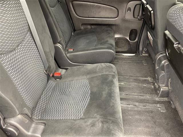 Nissan SERENA 2013 8511102-12