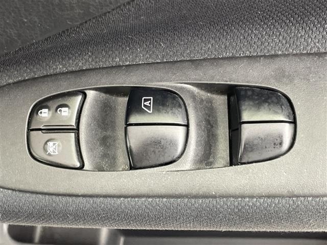 Nissan SERENA 2013 8511102-7