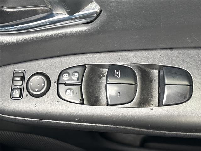 Nissan SERENA 2018 8511109-10