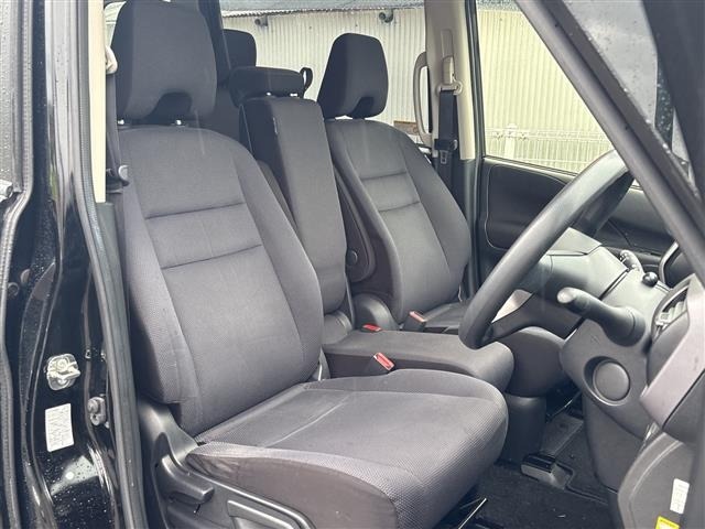 Nissan SERENA 2018 8511109-2