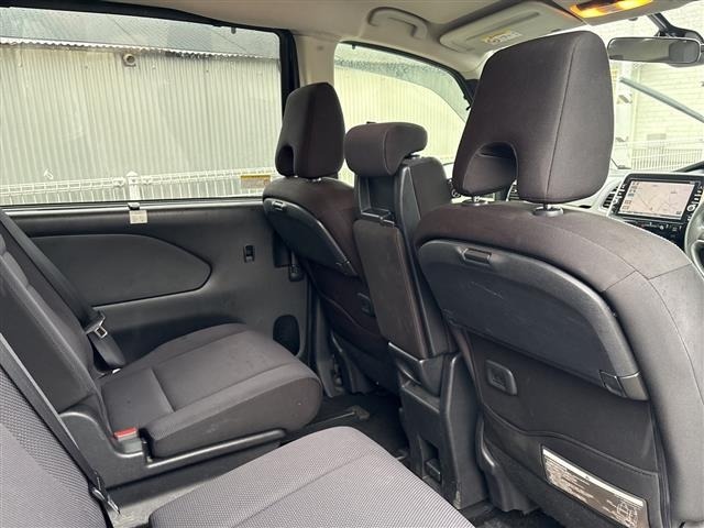 Nissan SERENA 2018 8511109-4
